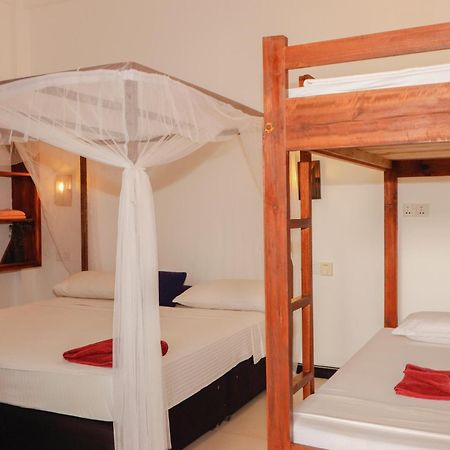 Popoyo Surf Resort Baie d'Arugam Extérieur photo