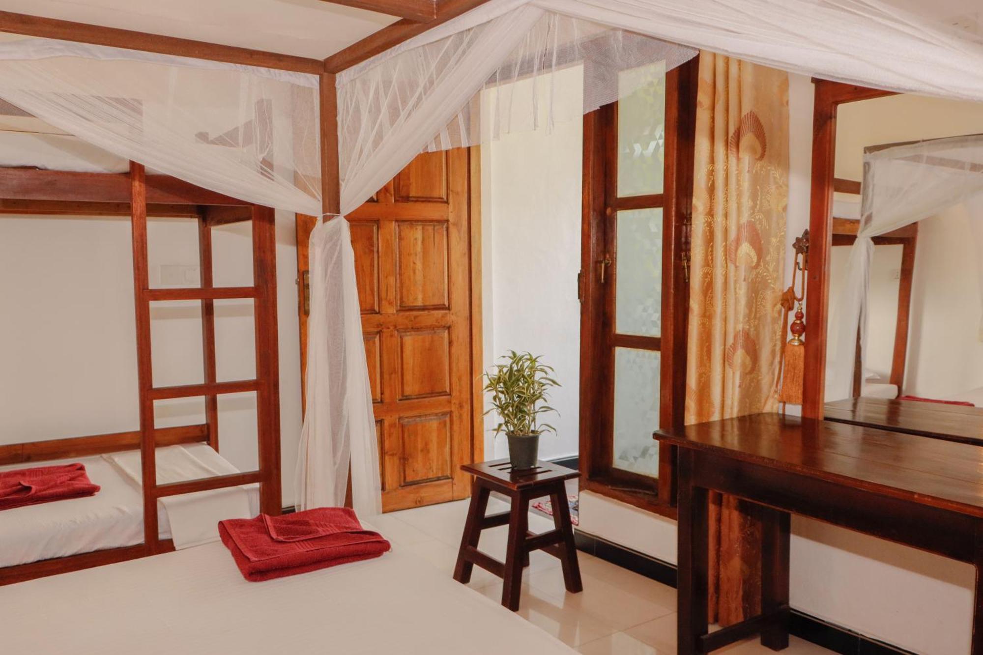 Popoyo Surf Resort Baie d'Arugam Extérieur photo