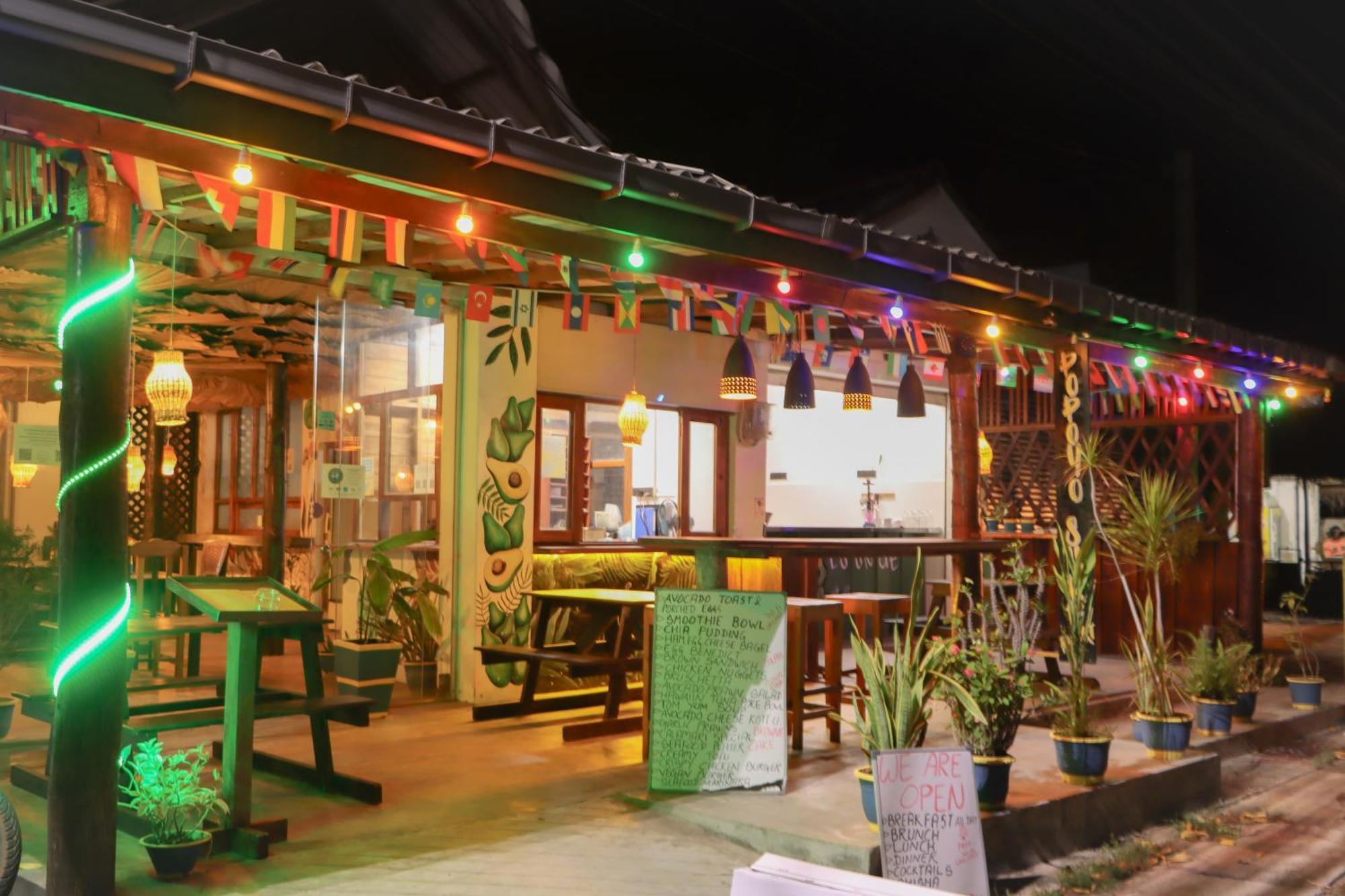 Popoyo Surf Resort Baie d'Arugam Extérieur photo
