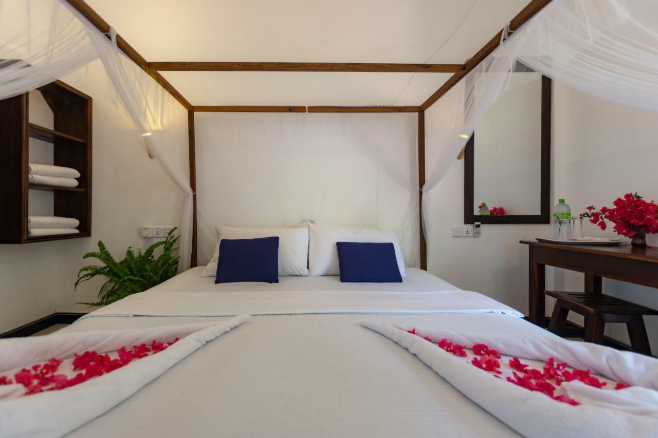 Popoyo Surf Resort Baie d'Arugam Extérieur photo