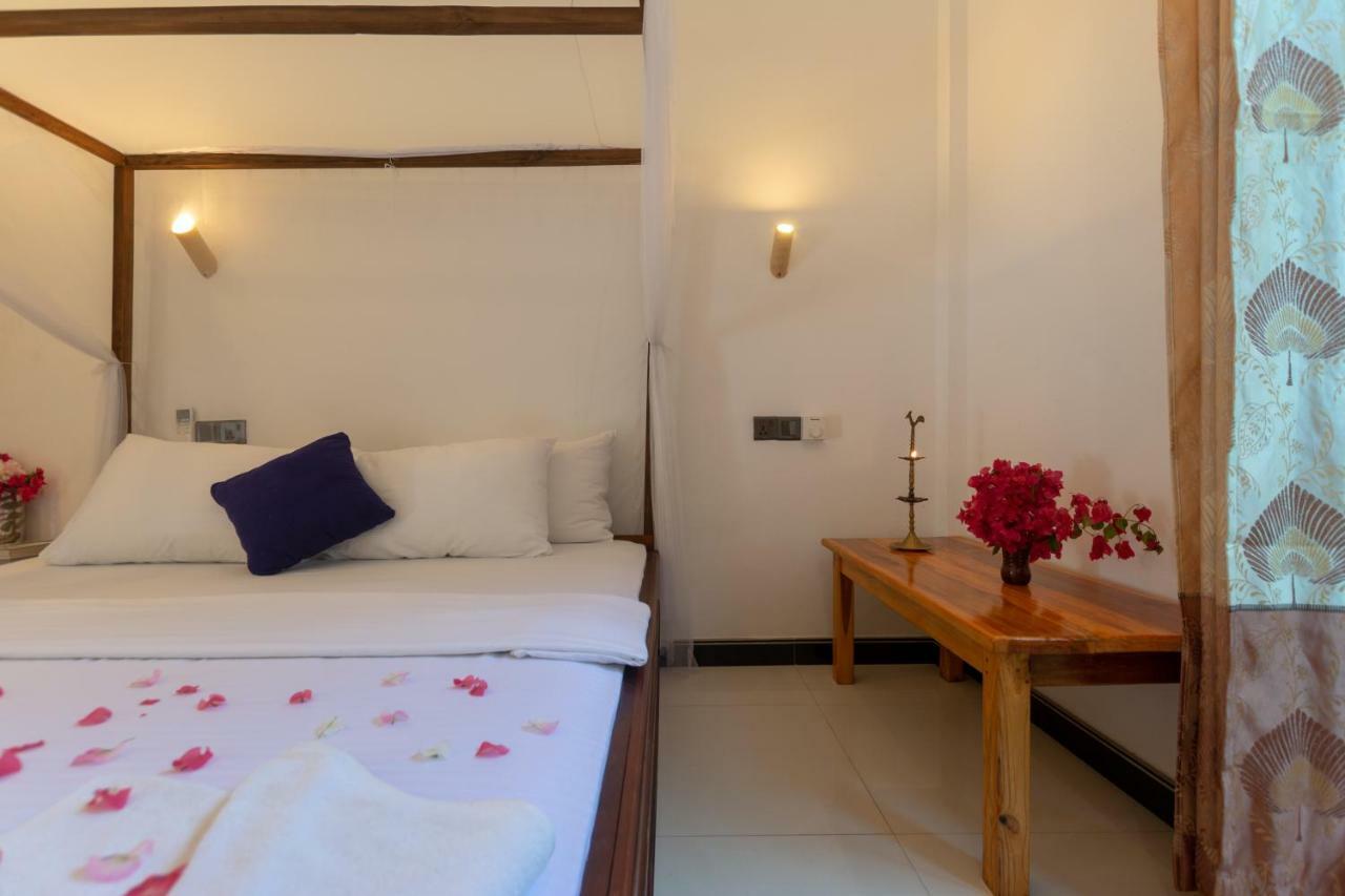 Popoyo Surf Resort Baie d'Arugam Extérieur photo